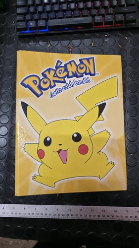 Vintage pokemon card pikachu - pokemon,