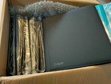 Grips+ - Premium 9 Pocket ZIP